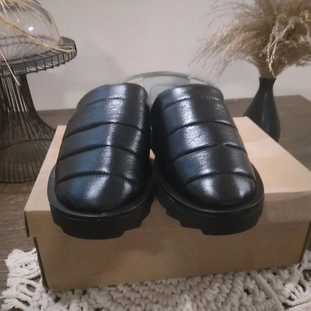 Women's Size 8 Steve Madden Chex Quilted Puffer Black Slippers - Picture 2 of 6